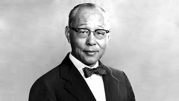 令IBM恐慌的華人首富王安，1986年個人身價就20億美元，最終“敗給”了親兒子